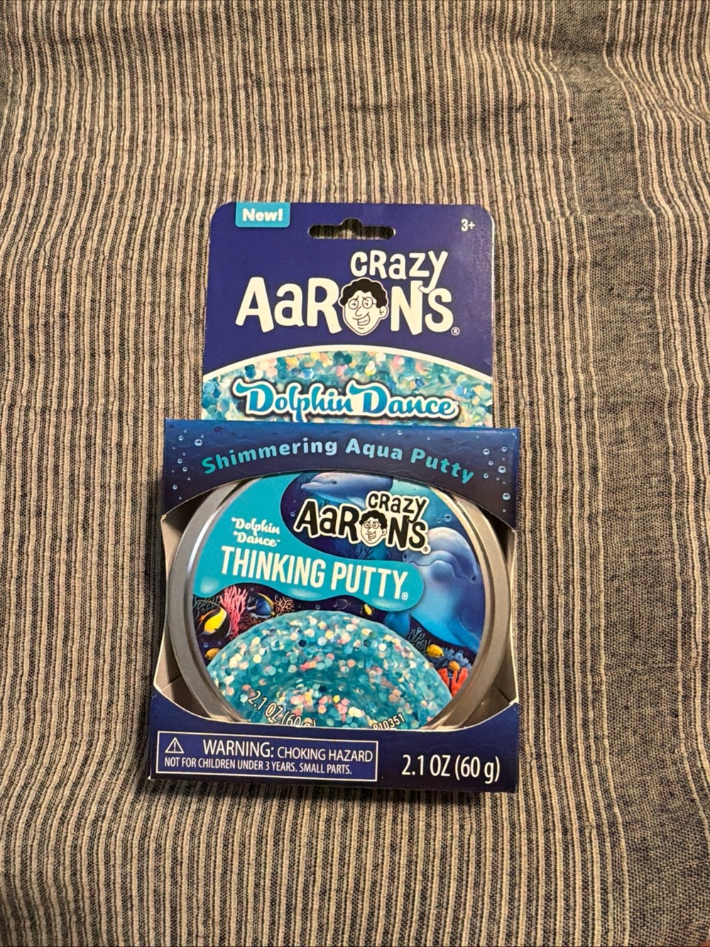 Crazy Aaron’s putty dolphin dance